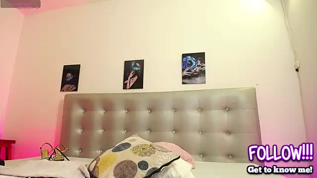 horny-juliette online show from April 2026 02:57:01 PM