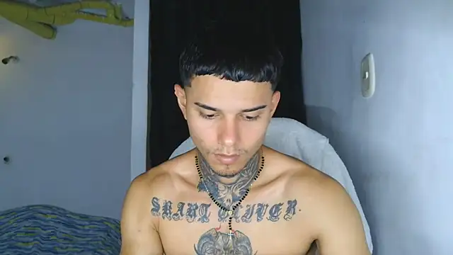 Skartoliver online show from September 2025 11:48:01 AM