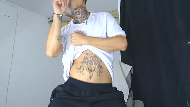 Skartoliver online show from October 2025 01:59:02 AM