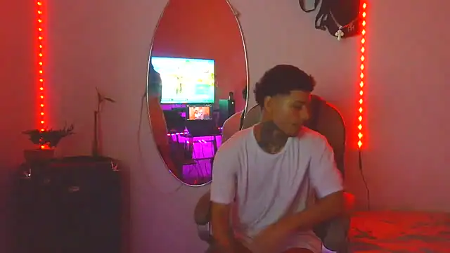 Skartoliver online show from November 2025 12:10:02 AM