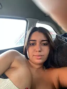 Snapshot of Tara__Sexy chatting on February 2025 03:39:01 PM Tara Sexy online show from February 2025 03:39:01 PM