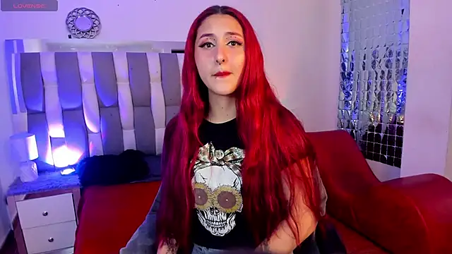 Snapshot of Megan_wolf1_ chatting on December 2024 04:32:02 AM Megan wolf1 online show from December 2024 04:32:02 AM