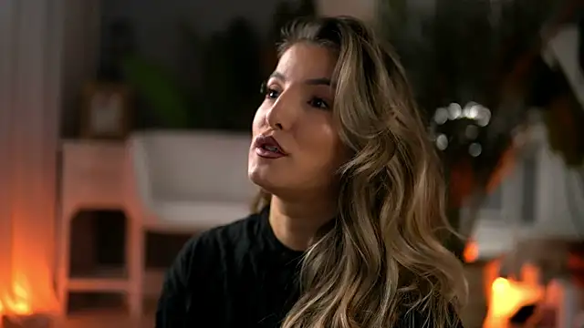 KellyMathews online show from October 2025 02:23:02 AM