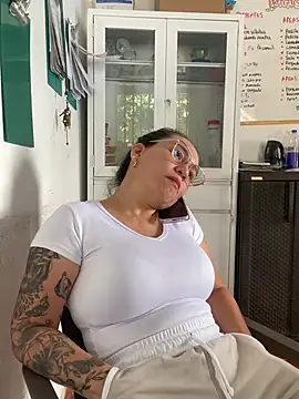 Snapshot of nurse_desi_sexlove chatting on June 2026 02:40:01 PM nurse desi sexlove online show from June 2026 02:40:01 PM