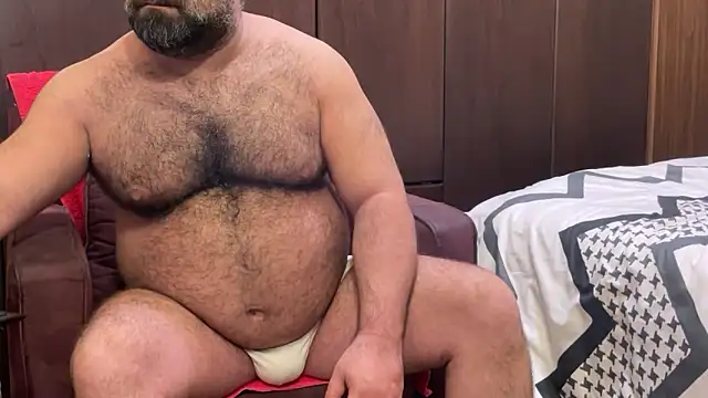 HAIRY ARAB SULTAN online show from April 2026 07:38:02 PM