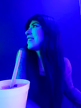 chaymae nah  online show from April 2026 03:13:01 AM