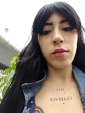 chaymae nah  online show from April 2026 06:56:02 PM