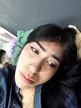 chaymae nah  online show from April 2026 07:58:01 PM