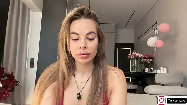 diffgirls2 online show from October 2025 10:35:02 AM