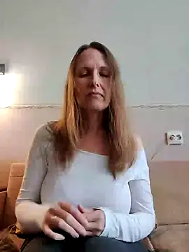 Evelina cute online show from February 2025 10:59:01 AM