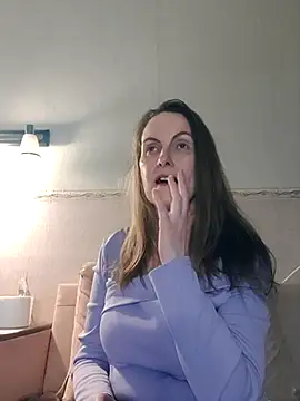 Evelina cute online show from March 2026 07:31:01 PM