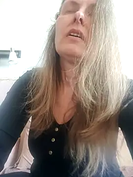 Evelina cute online show from April 2026 08:35:02 AM