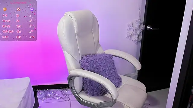 nyna 1 online show from January 2025 10:20:02 PM