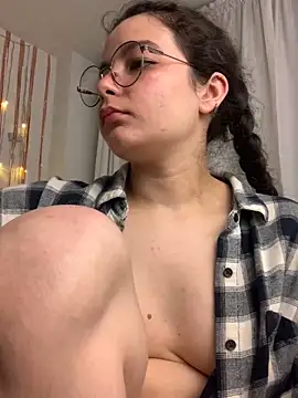 Snapshot of Antoniart_ chatting on December 2024 08:56:01 AM Antoniart online show from December 2024 08:56:01 AM