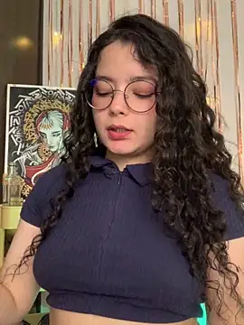 Snapshot of Antoniart_ chatting on December 2024 02:10:02 AM Antoniart online show from December 2024 02:10:02 AM