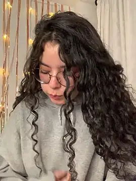 Snapshot of Antoniart_ chatting on January 2025 09:21:02 AM Antoniart online show from January 2025 09:21:02 AM