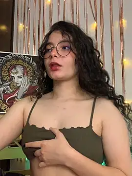 Snapshot of Antoniart_ chatting on January 2025 02:03:02 AM Antoniart online show from January 2025 02:03:02 AM