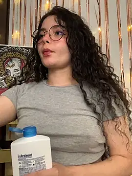 Snapshot of Antoniart_ chatting on January 2025 03:37:01 AM Antoniart online show from January 2025 03:37:01 AM