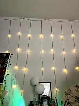 Snapshot of Antoniart_ chatting on October 2025 03:29:02 AM Antoniart online show from October 2025 03:29:02 AM