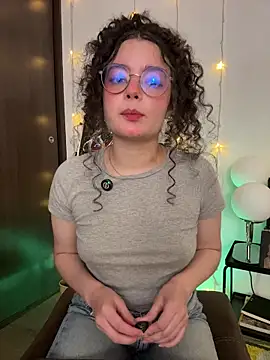 Snapshot of Antoniart_ chatting on October 2025 02:01:02 AM Antoniart online show from October 2025 02:01:02 AM