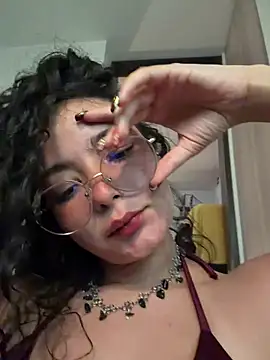 Antoniart  online show from April 2026 02:20:01 AM