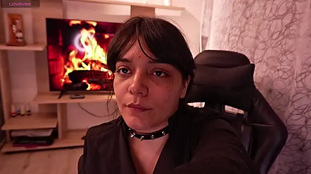 AmberGreyy  online show from April 2026 05:43:02 PM