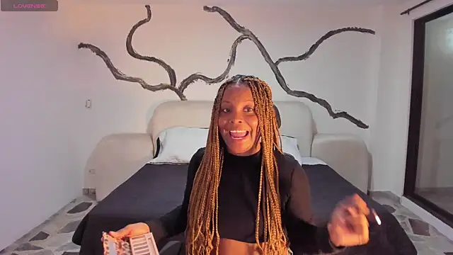 Snapshot of TifannyTaylor_ chatting on December 2024 04:38:01 AM TifannyTaylor online show from December 2024 04:38:01 AM