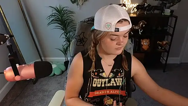 rodeobrii online show from November 2025 06:41:02 PM