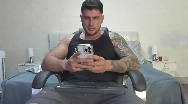 Teilor Creed online show from March 2025 07:32:02 PM