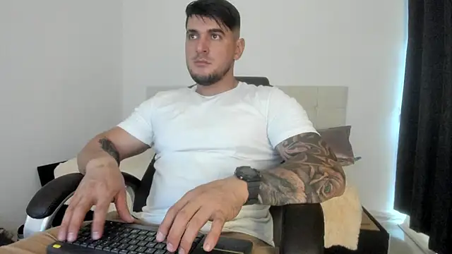 Teilor Creed online show from October 2025 08:04:01 PM