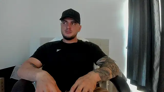 Teilor Creed online show from October 2025 07:03:01 PM