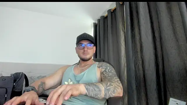 Teilor Creed online show from November 2025 07:14:01 PM