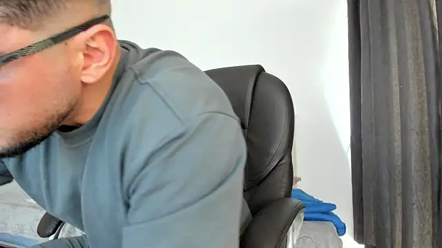 Teilor Creed online show from November 2025 06:22:02 PM