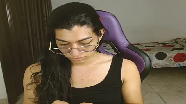 engielphoenis14 online show from September 2025 09:06:02 PM