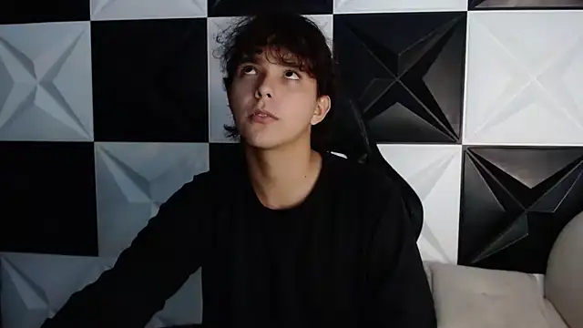 Dani cumboy online show from December 2024 01:37:02 AM