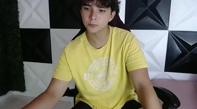 Dani cumboy online show from December 2024 03:55:02 AM