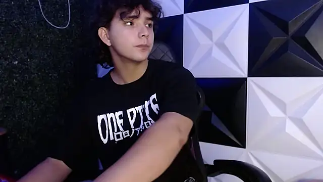 Dani cumboy online show from March 2025 05:40:02 AM