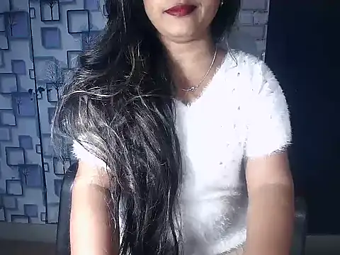 Hot Naina- online show from December 2024 04:49:01 PM
