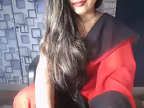 Hot Naina- online show from December 2024 07:54:02 PM