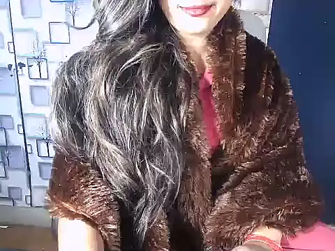 Hot Naina- online show from December 2024 04:57:02 PM