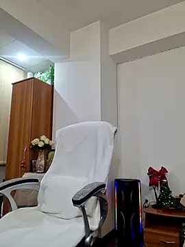 Evadesirex46 online show from December 2024 06:17:02 PM