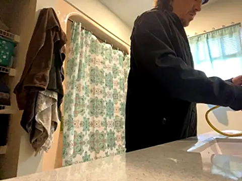 Lilsmokeshow017 online show from October 2025 07:03:02 PM