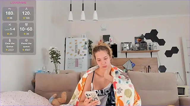 Girl alone home online show from October 2025 02:00:01 AM