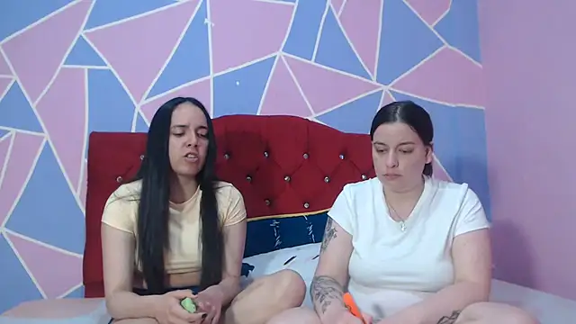 Snapshot of Lola_barbara chatting on June 2026 10:27:02 PM Lola barbara online show from June 2026 10:27:02 PM