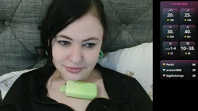 Snapshot of German_Eva chatting on January 2025 06:52:01 PM German Eva online show from January 2025 06:52:01 PM