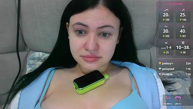 Snapshot of German_Eva chatting on January 2025 10:01:02 PM German Eva online show from January 2025 10:01:02 PM