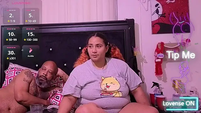 MrAndMrsCrook online show from October 2025 01:37:02 AM