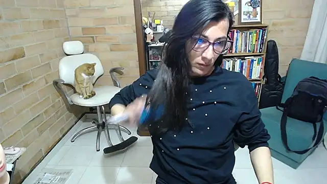 Snapshot of VioletaGomezCo chatting on September 2025 02:33:02 AM VioletaGomezCo online show from September 2025 02:33:02 AM
