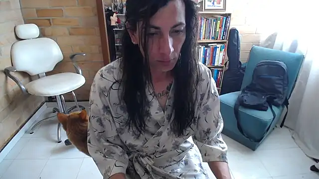 Snapshot of VioletaGomezCo chatting on September 2025 04:09:02 PM VioletaGomezCo online show from September 2025 04:09:02 PM