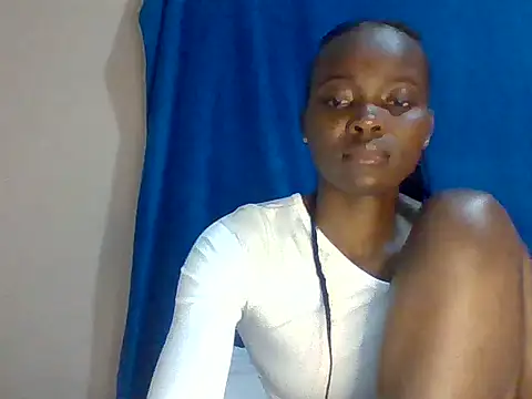 sweet love00 online show from March 2026 05:19:01 AM